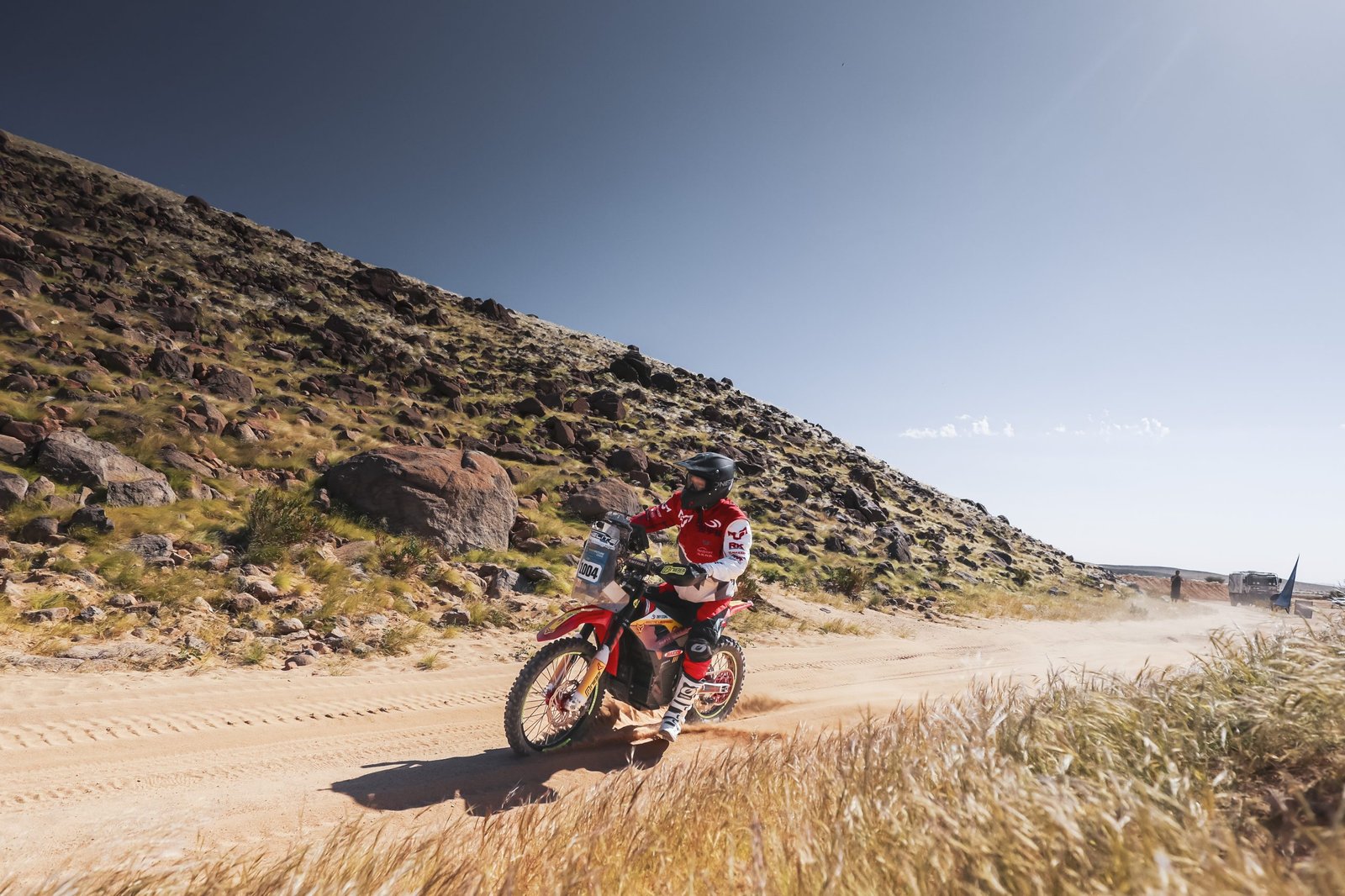 Team Galicia & Arctic Leopard Triumph at Dakar 2026