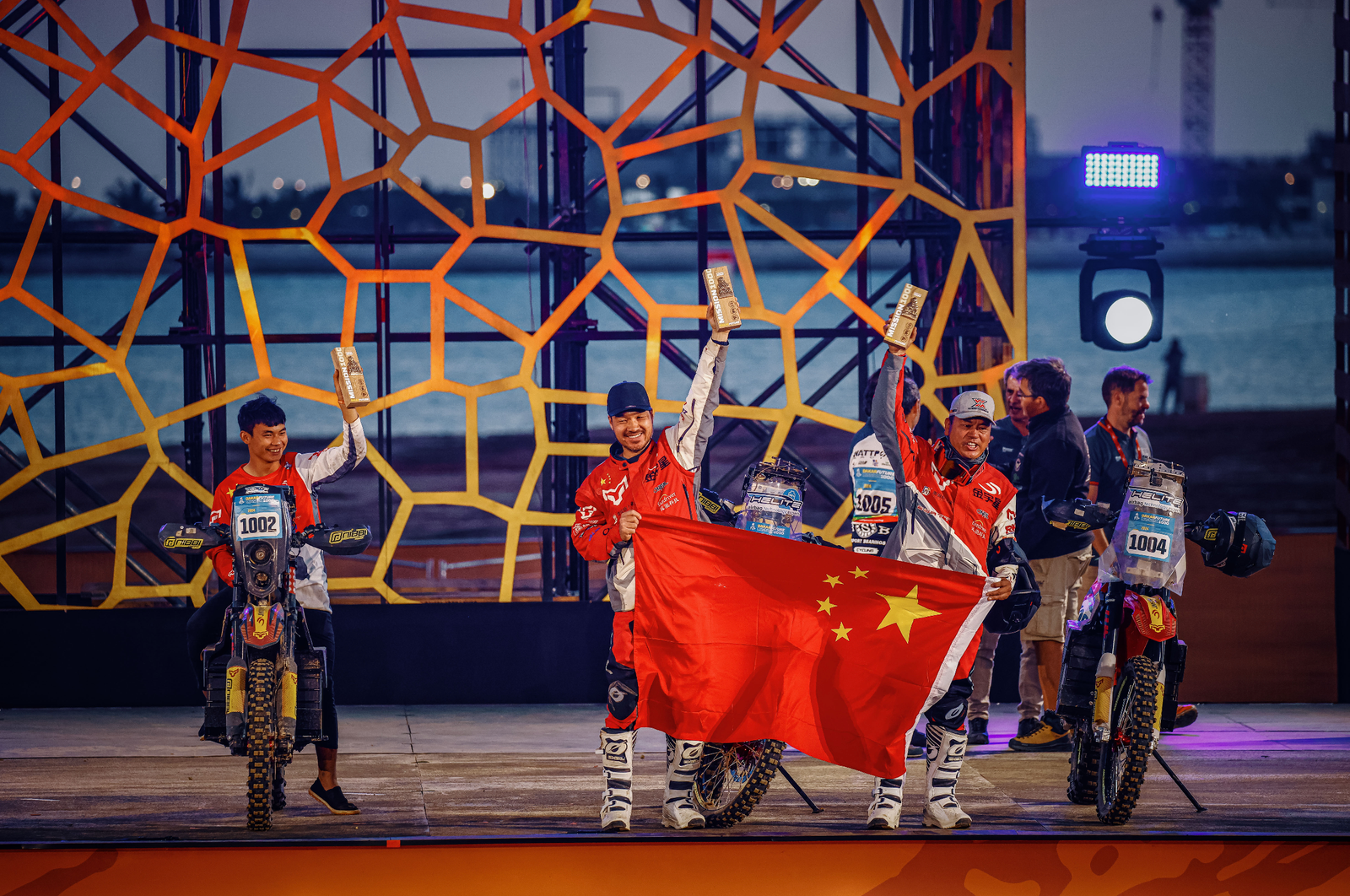 akar 2026: Team Galicia & Arctic Leopard Win Mission 1000